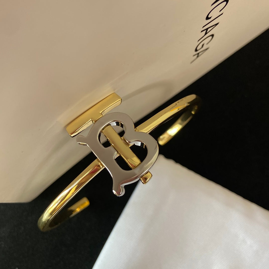 X1Z54A466X  Popular   Earrings Bracelets Necklaces