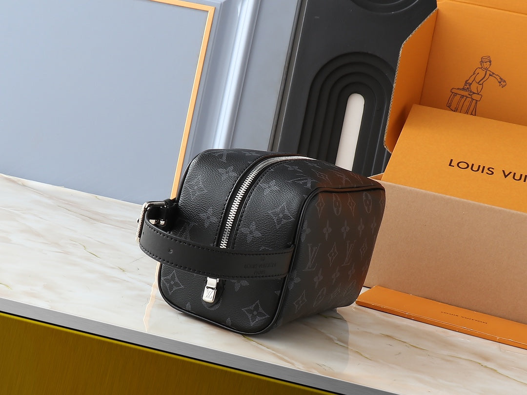 B1R15E69  Popular   leather bag