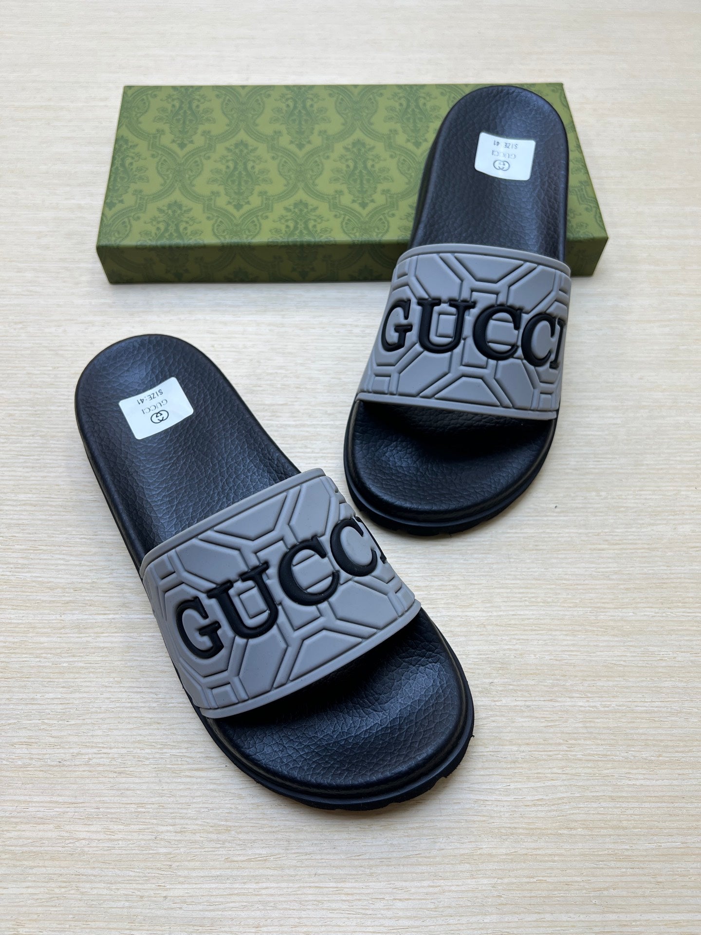 Z5R66B30 Popular Slippers
