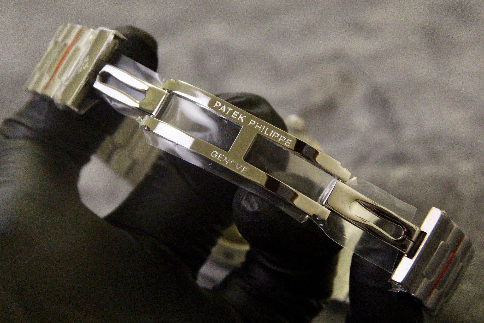 L1N36A7  Popular Watches
