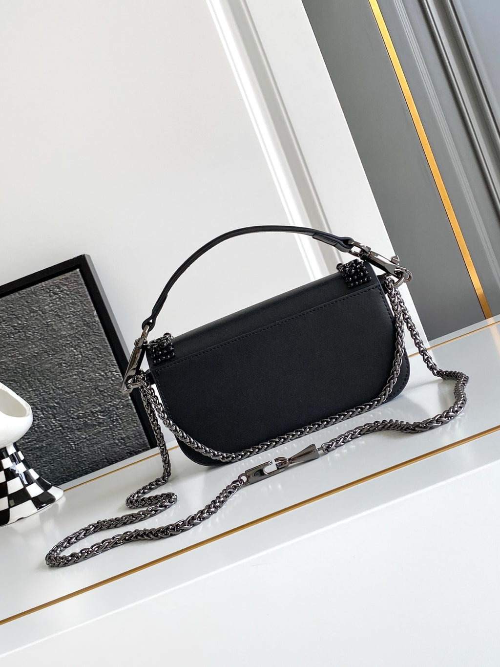 B1P36A74 Popular leather bag