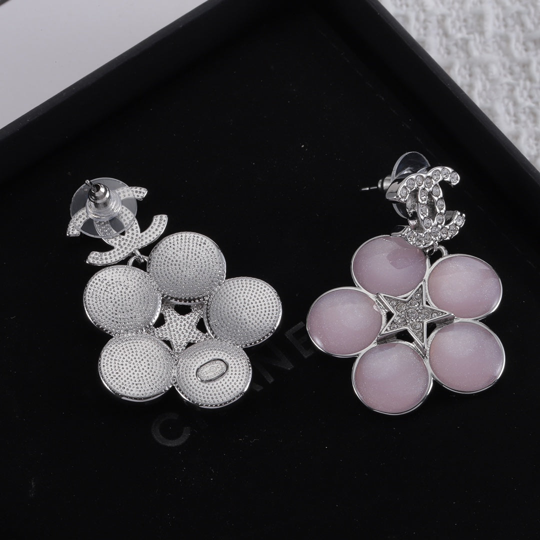 X1Z94C1085E Popular  Earrings