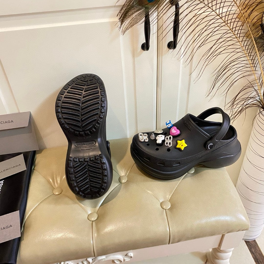 Z2Q55J56  Popular shoes