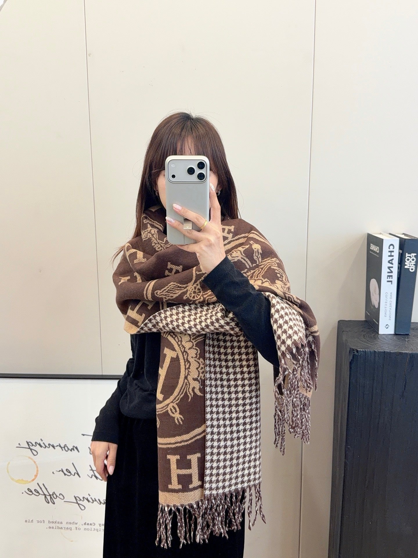 W1R86H50 Popular Winter Scarves