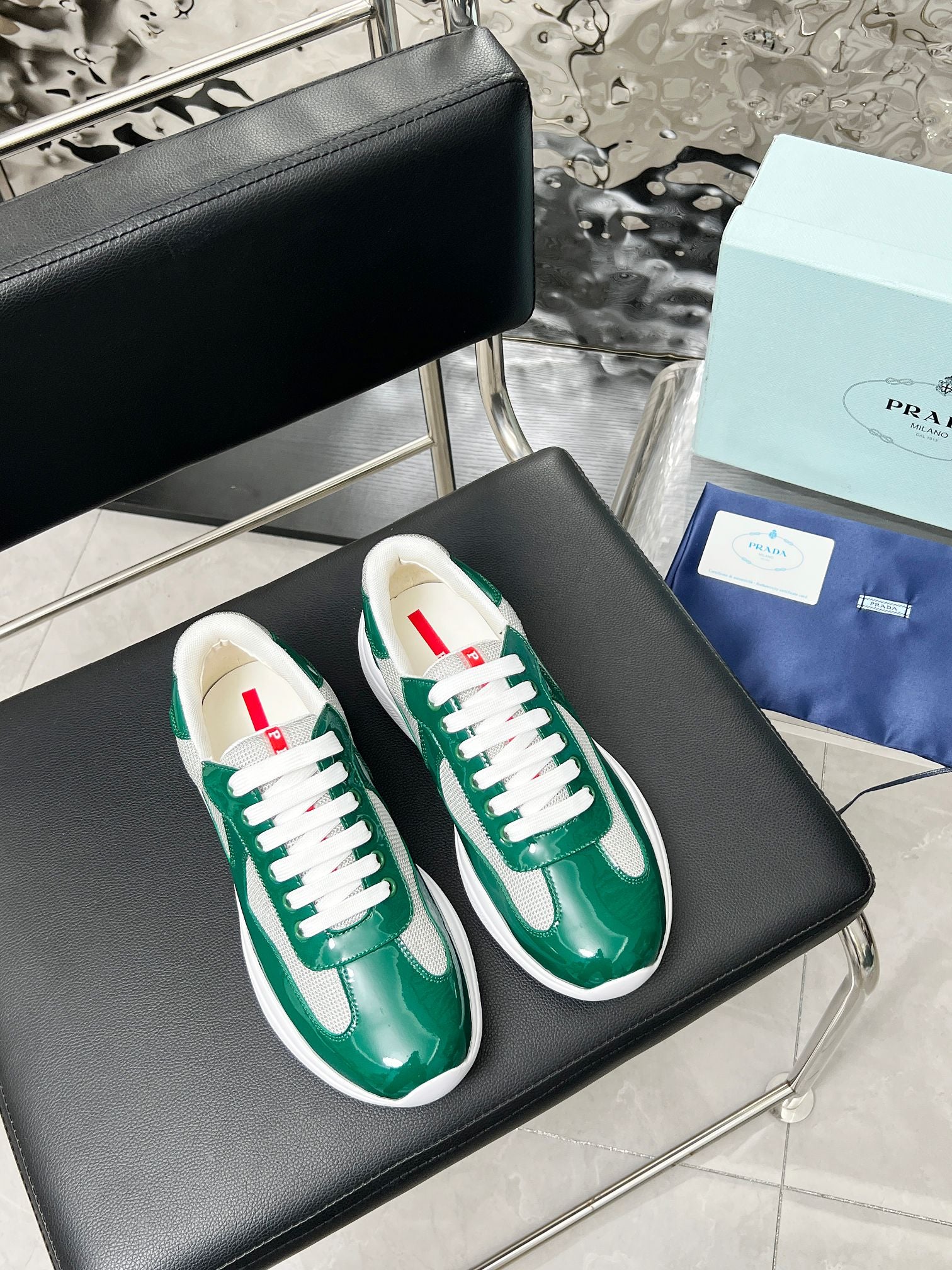 Z2P76P03 Popular high-quality leather Shoes