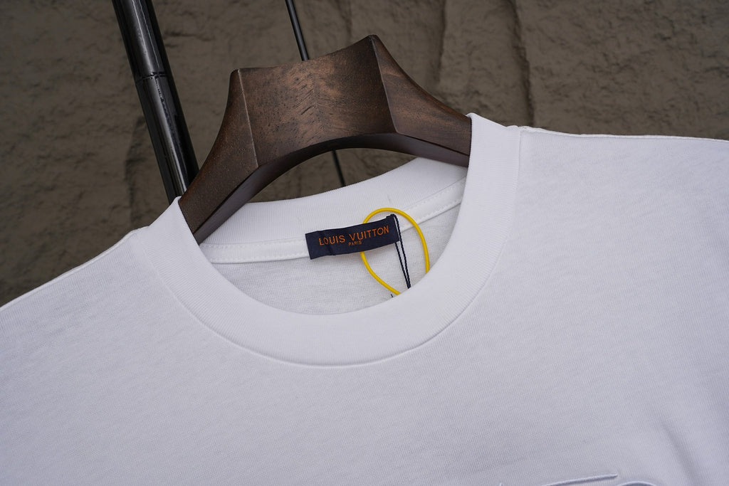 U1R76E19 Popular T-shirts
