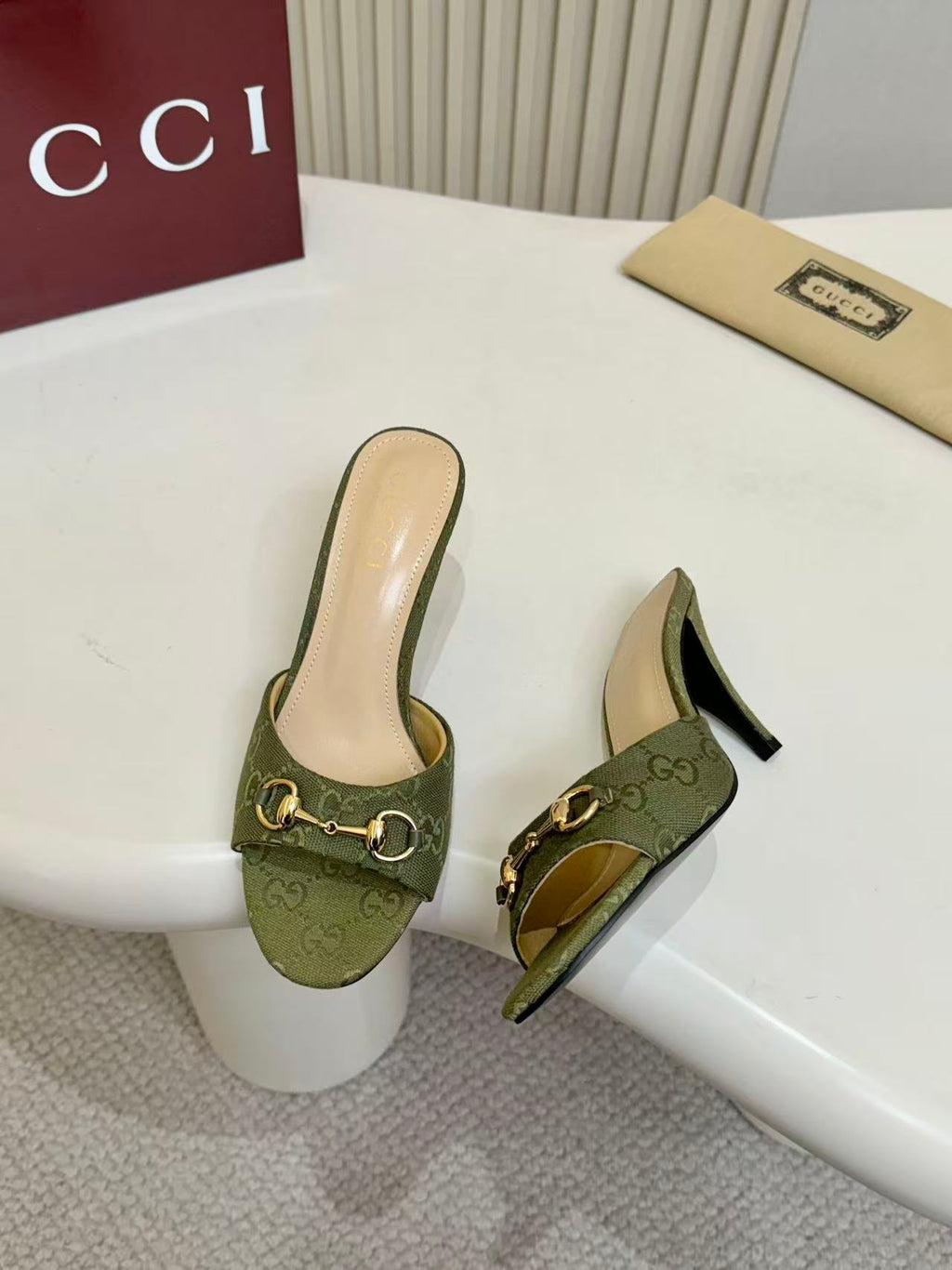 Z2R76B31 Popular high-quality canvas shoes