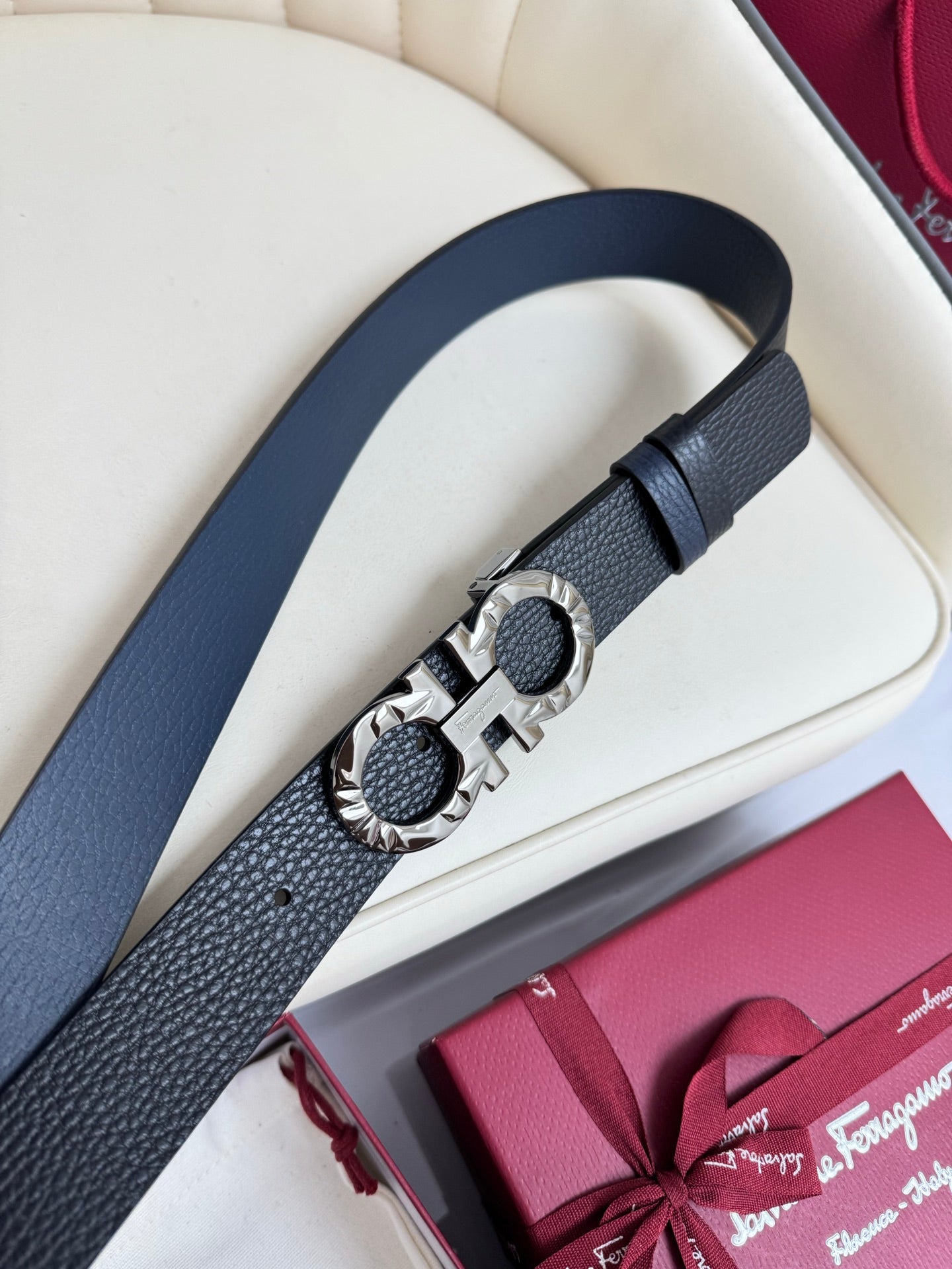 P1Q115A12 Popular High quality belt With full package