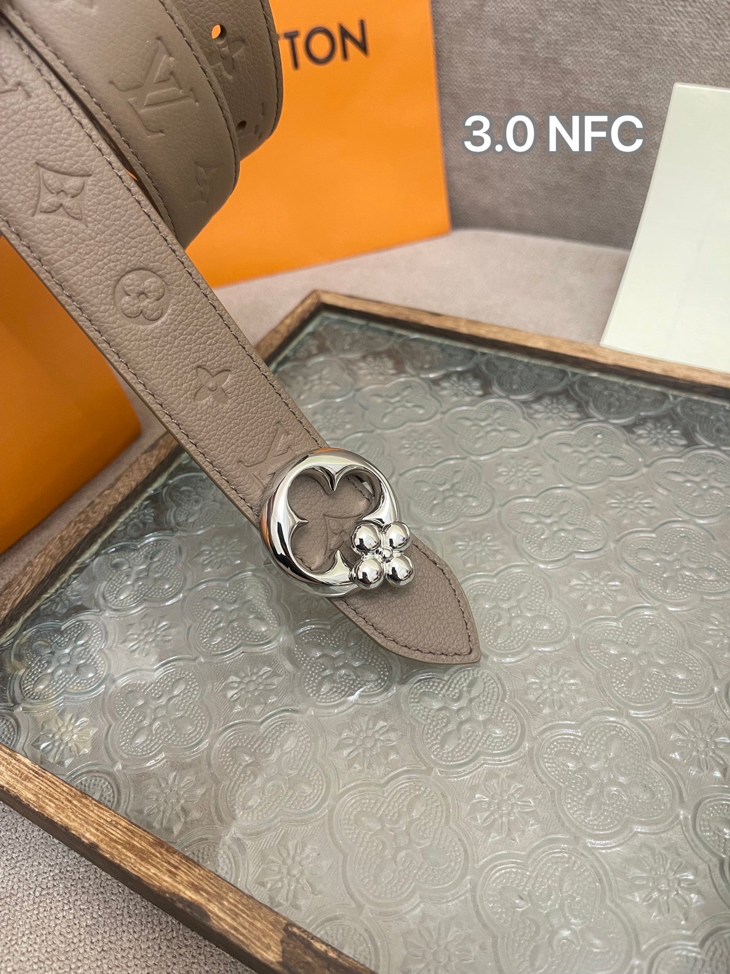 P2R55E10 Popular   High quality belt With full package