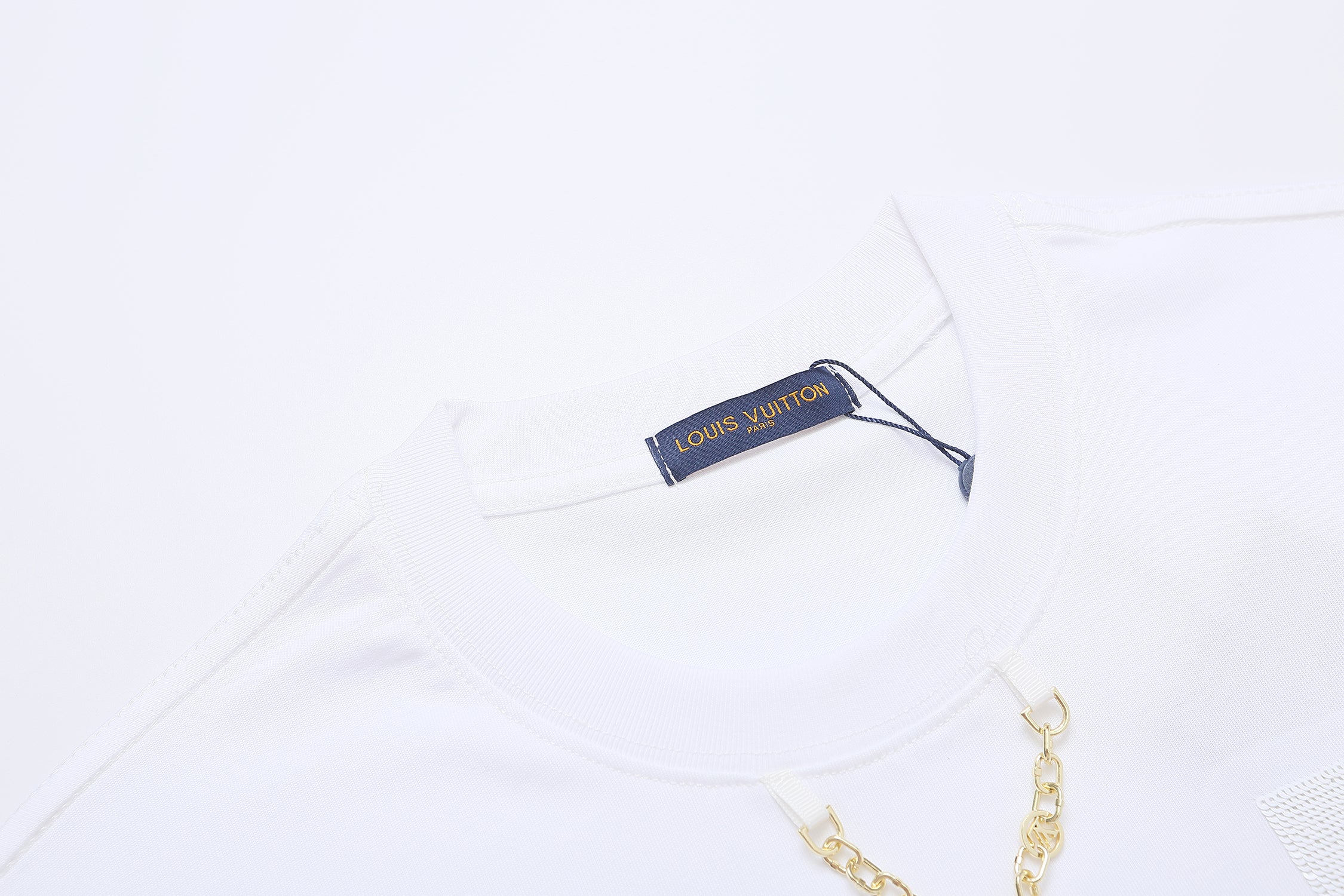 U1R45E195 Popular T-shirt