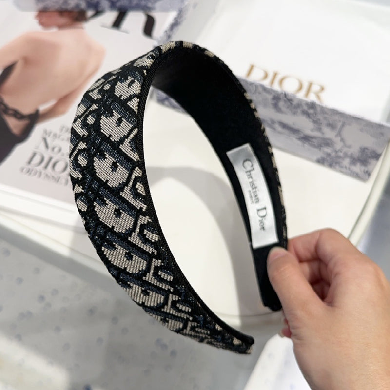 F1R65D71  Popular hair ornament