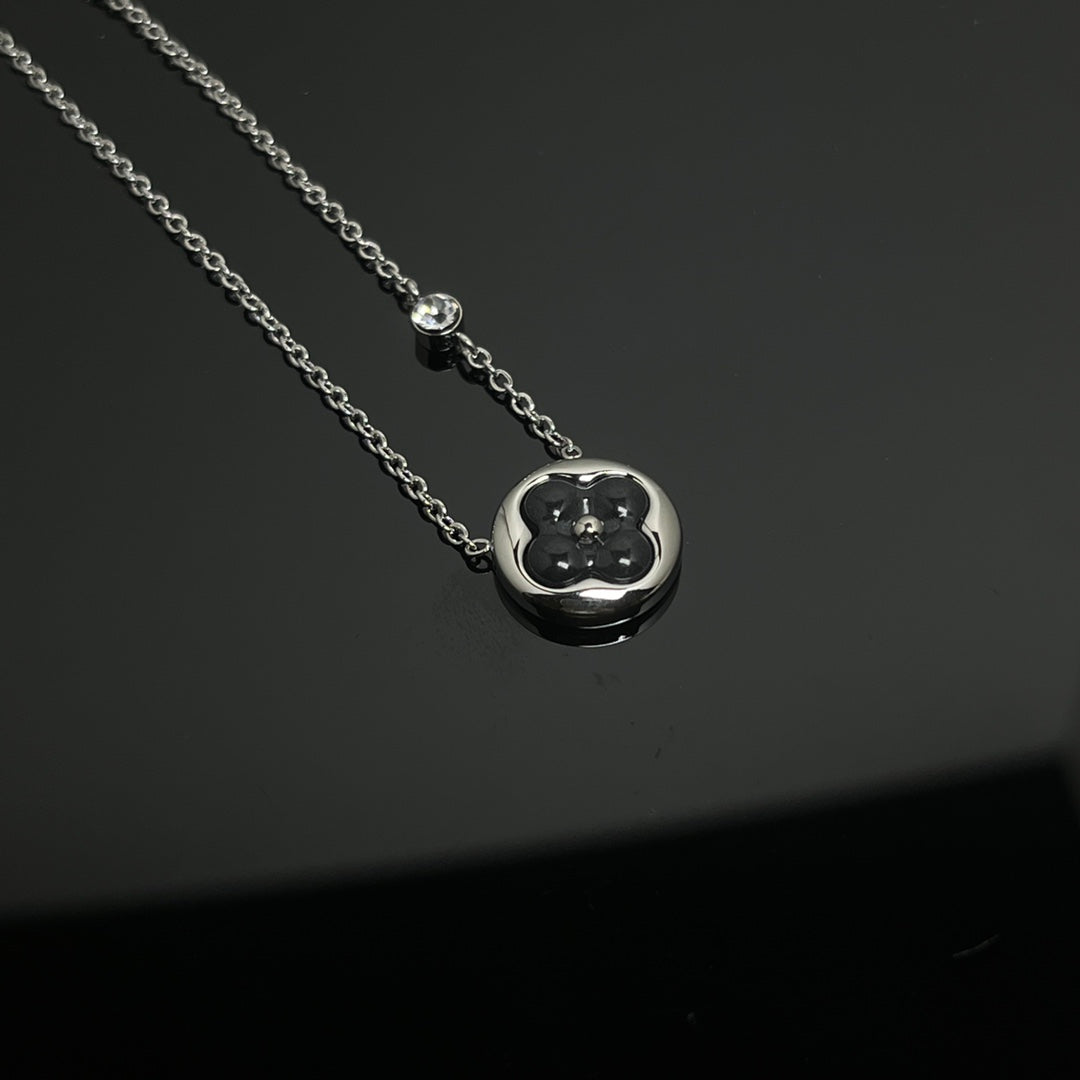 X5N76E51X Popular Necklaces(mini 1flower)