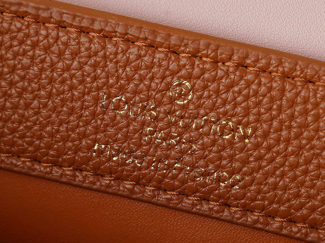 B1P46E46 Popular leather bag