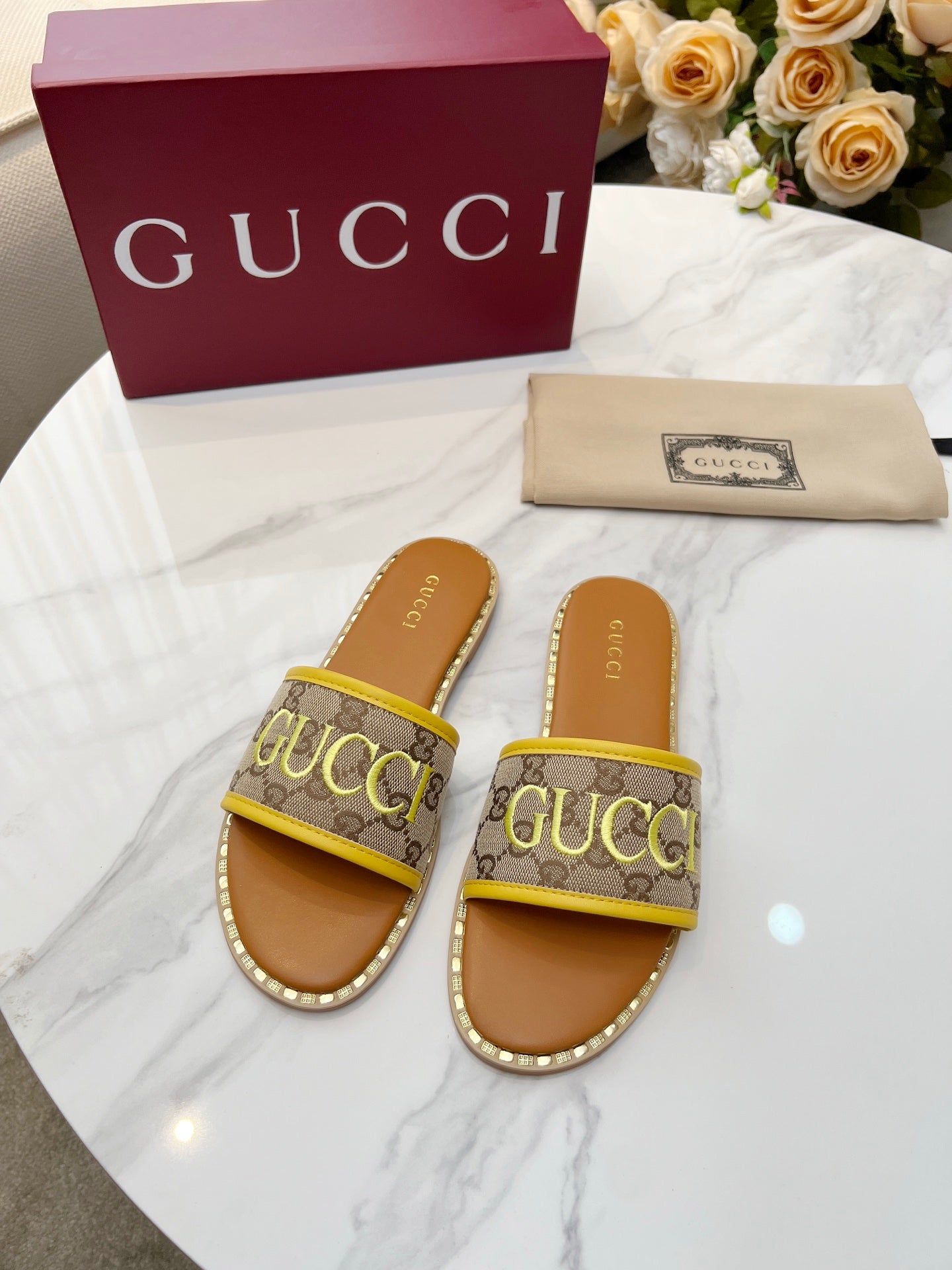 Z2Q55B29 Popular high-quality  Shoes