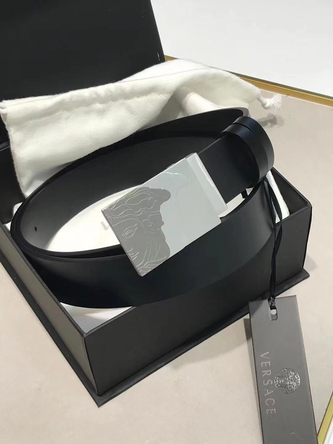 P1Q64V81 Popular   High quality belt With full package