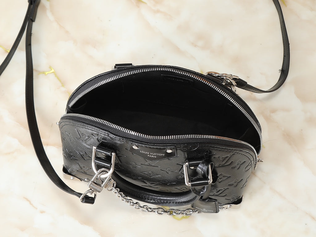 B1P46E87 Popular leather bag