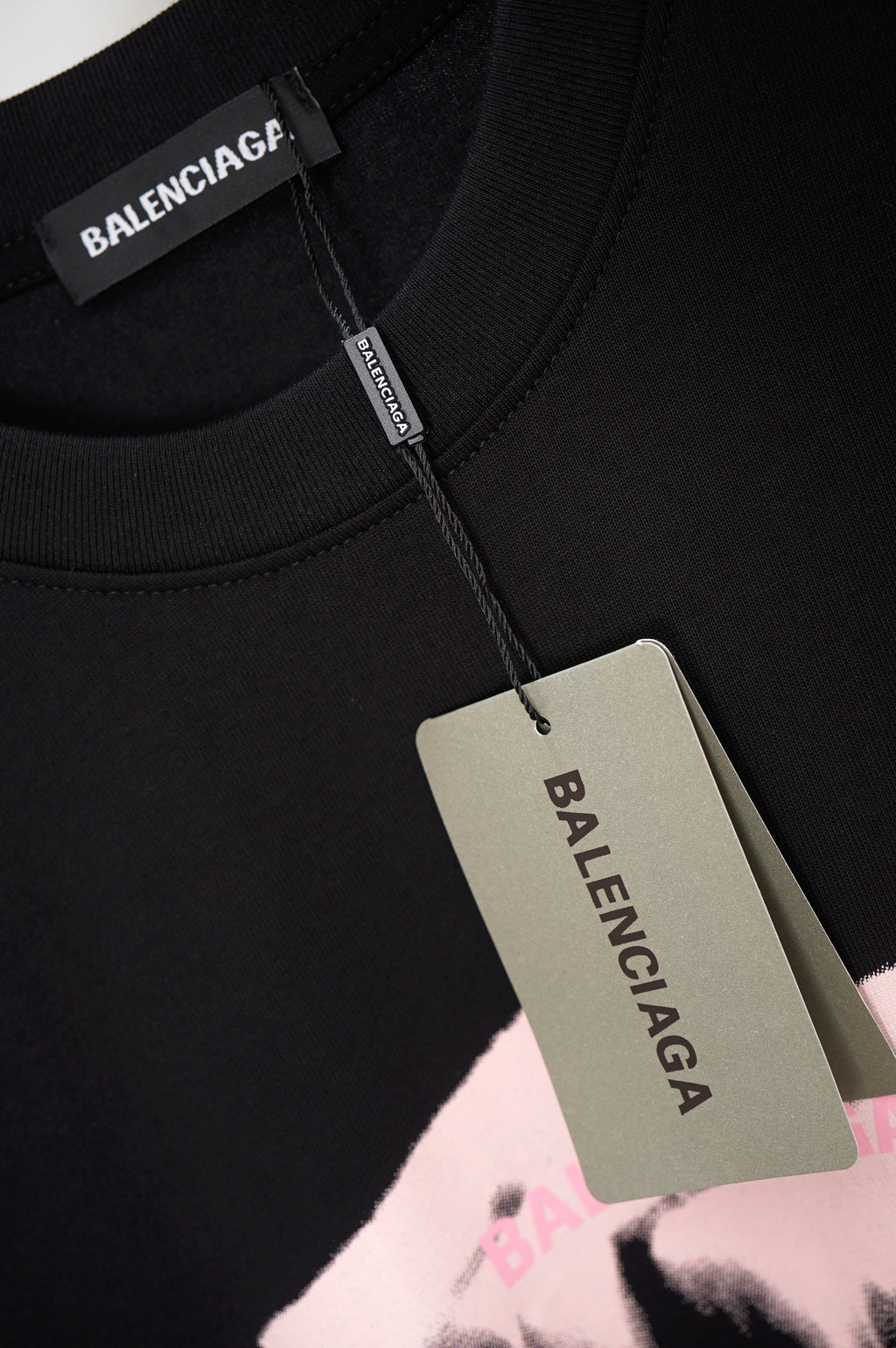 U1R76J10 Popular T-shirts