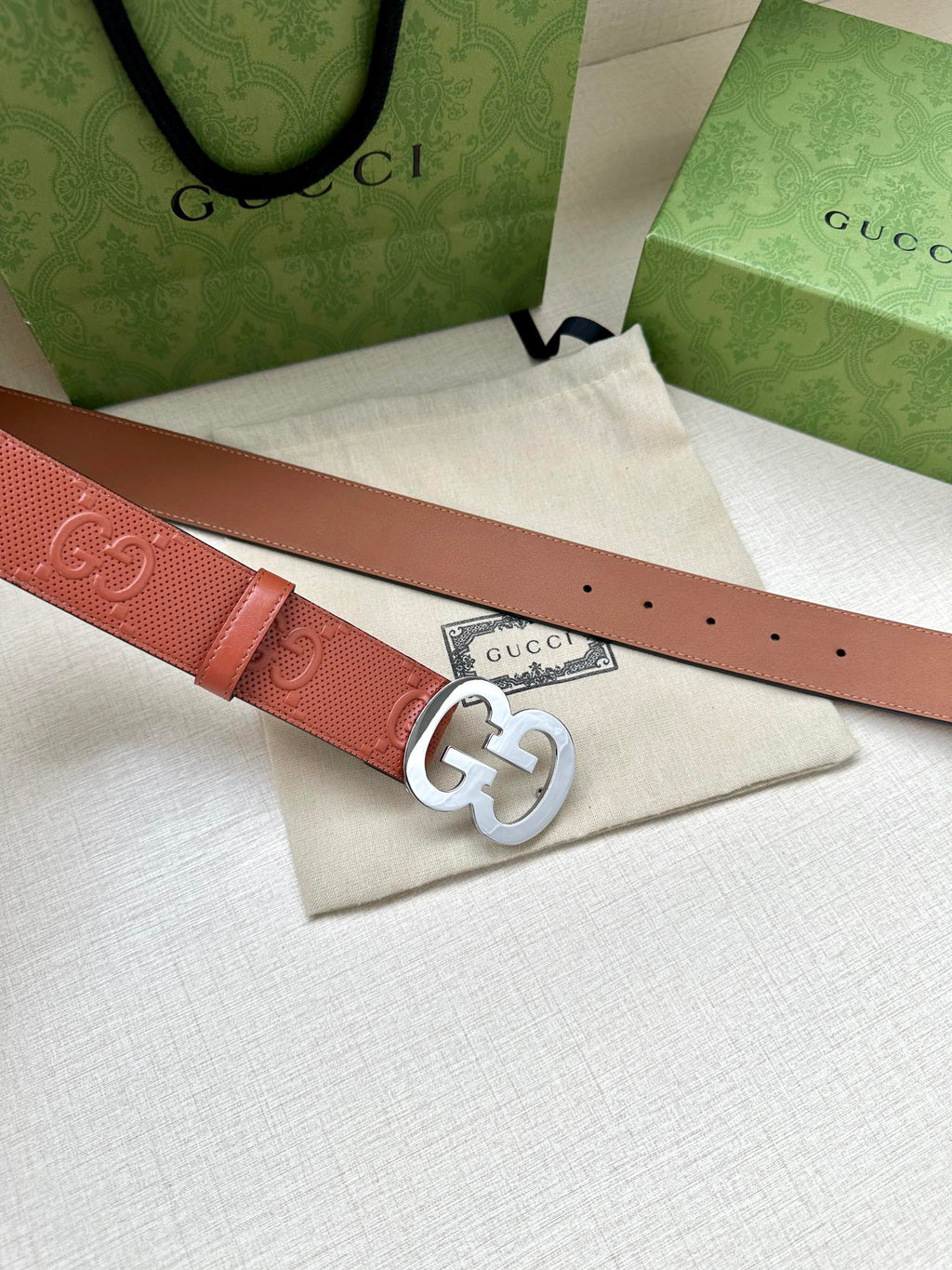 P1R55B230 Popular   High quality belt With full package