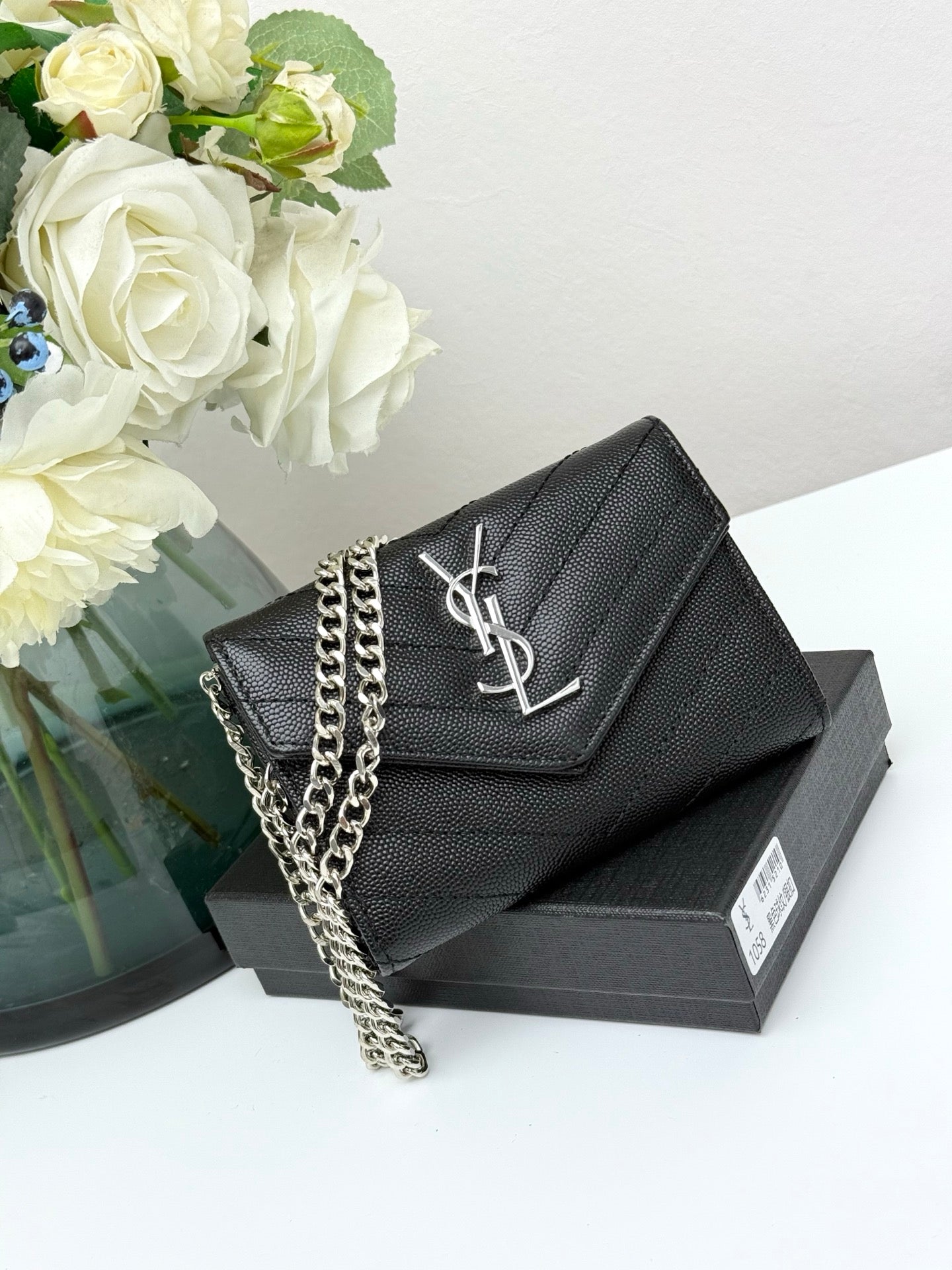 B1P36SL14 Popular card holder
