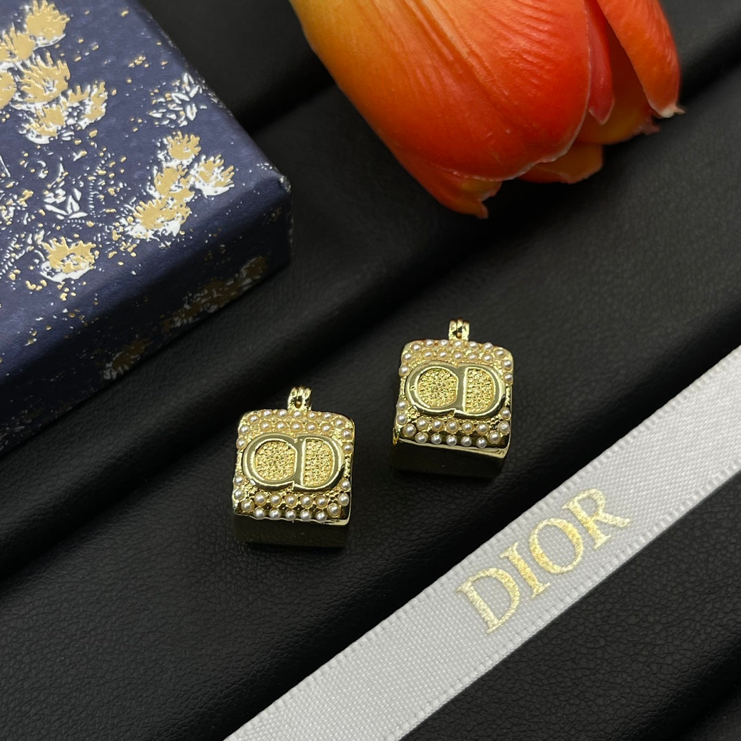 X1Z94D774E Popular  Earrings