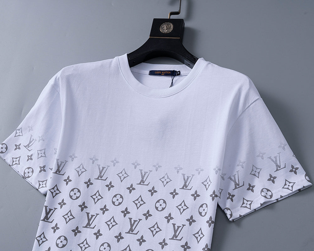U1W25E70  Popular T-shirts