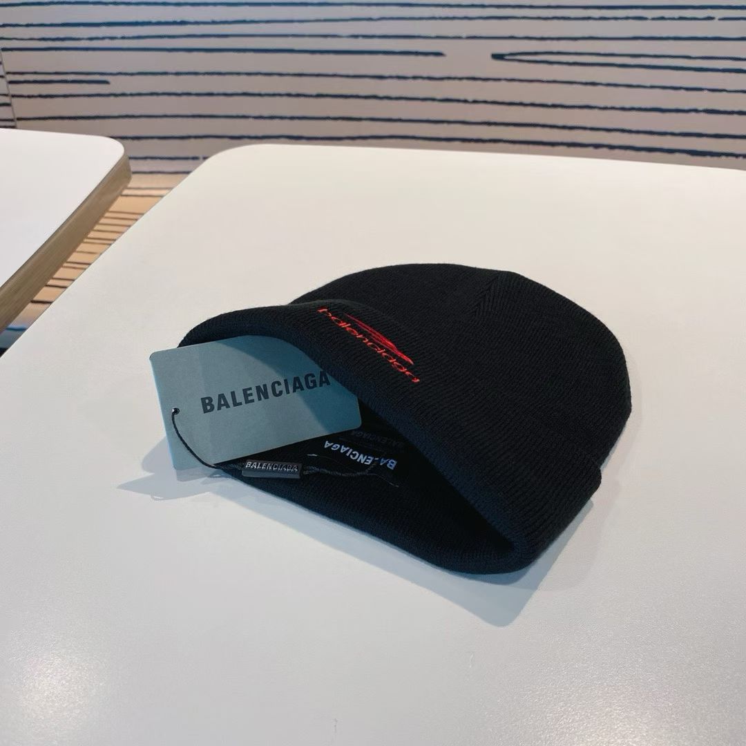 M1R86J93 Popular hats