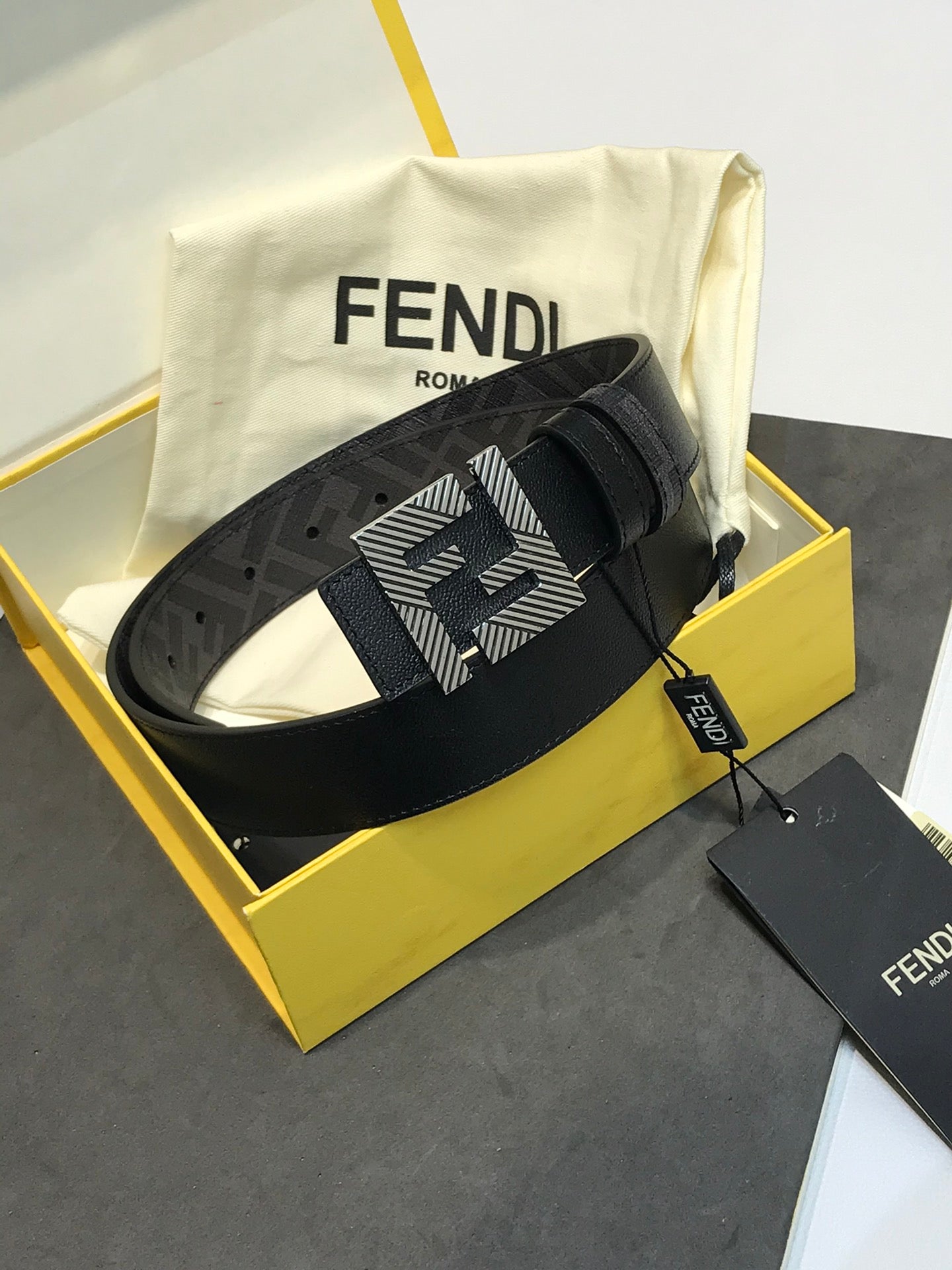 P1Q64F77 Popular   High quality belt With full package