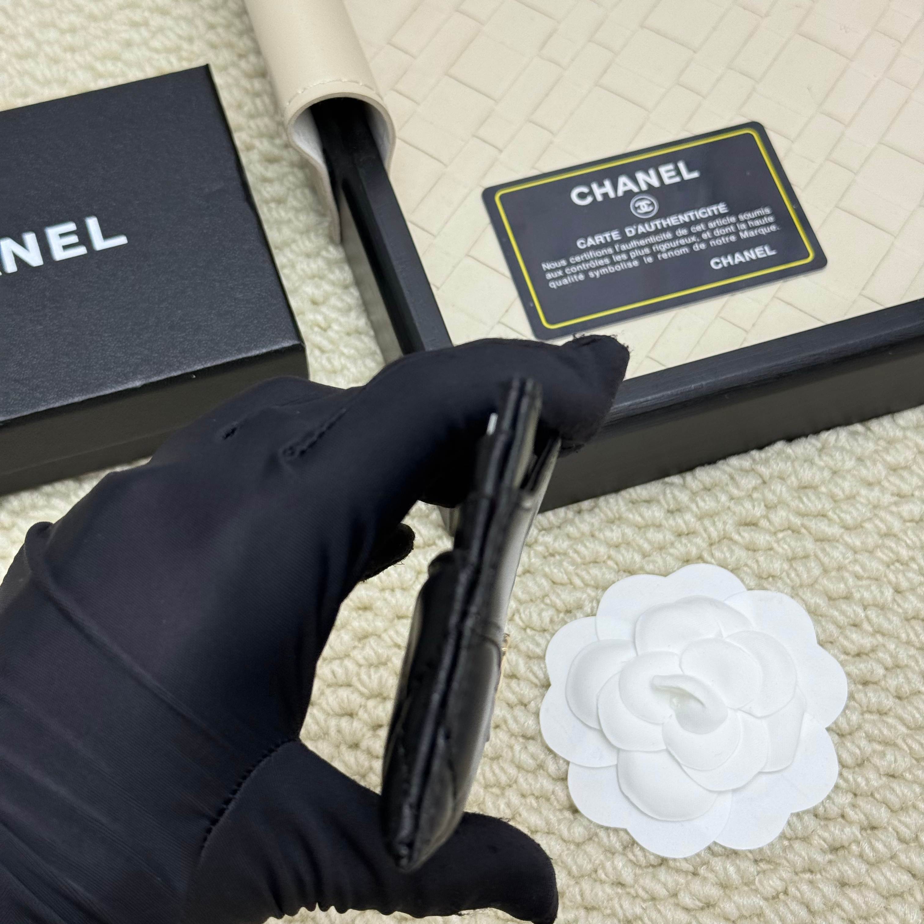 B1R115C150 Popular card holder