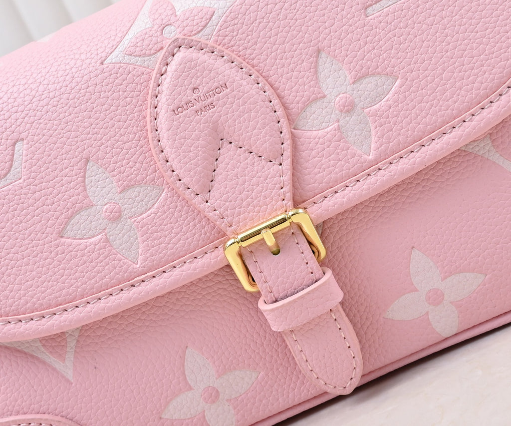 B1P36E42 Popular leather bag