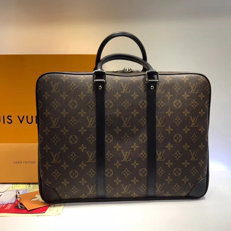 B1N67E14 Popular leather bag