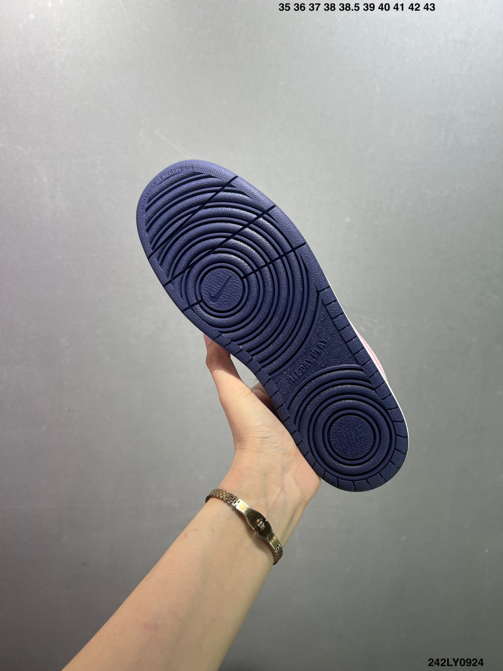 Z4Z35A21 Popular shoes (No box)