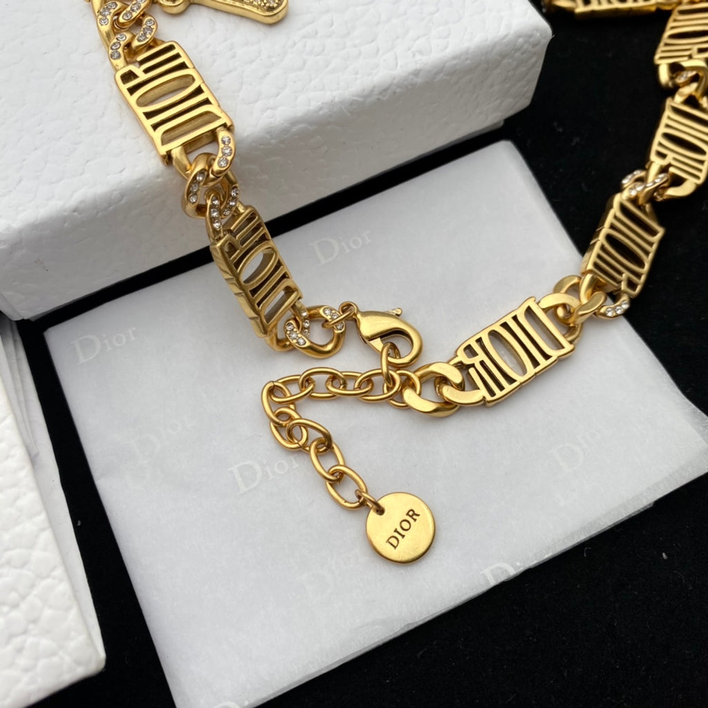 X1Z94C747K  Popular   Necklaces