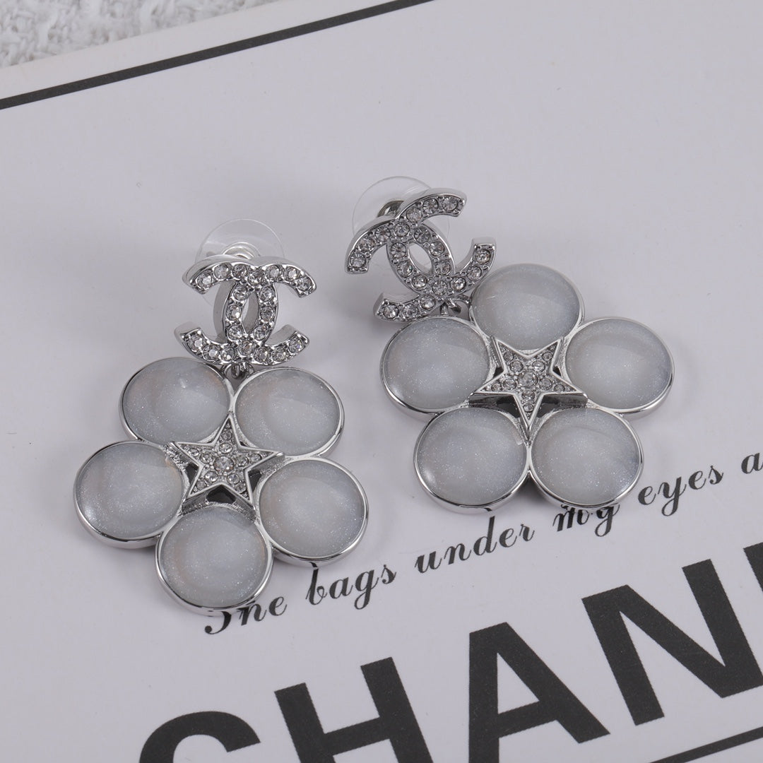 X1Z94C1085E Popular  Earrings