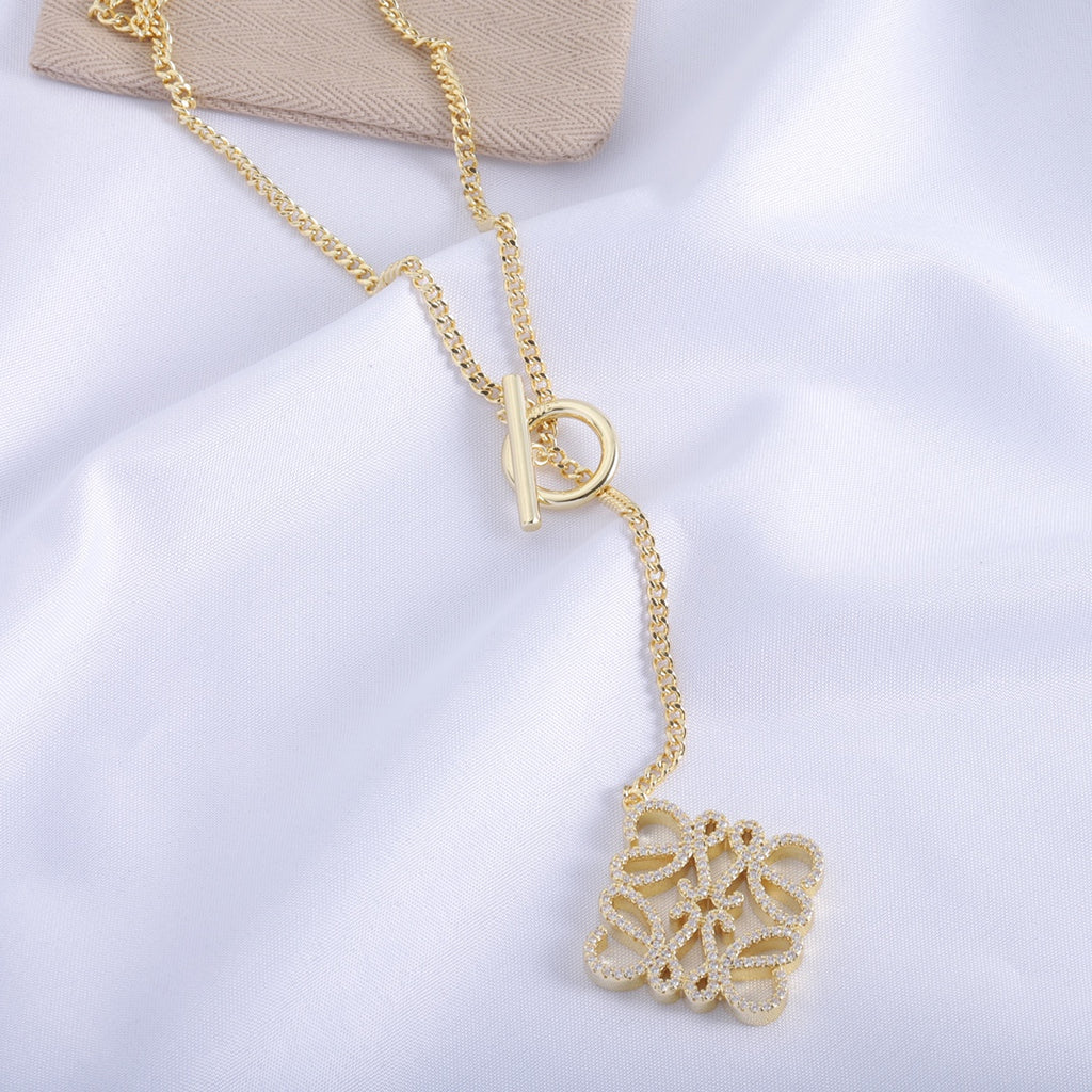 X1R75A37X Popular    Necklaces