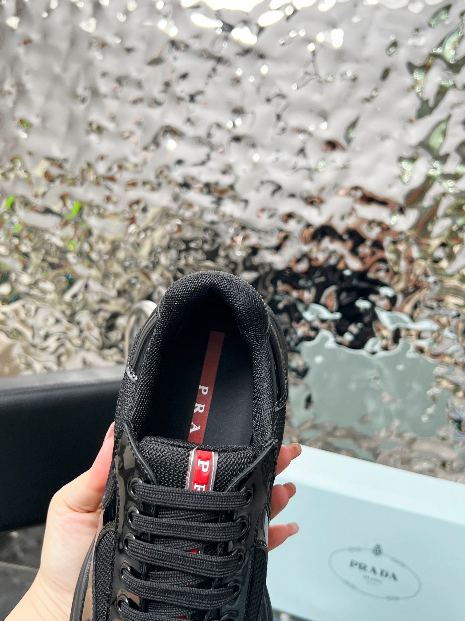 Z2P76P01 Popular high-quality leather Shoes