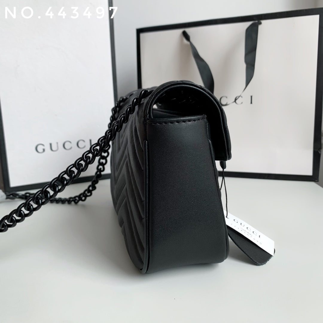 B1P36B69 Popular leather bag