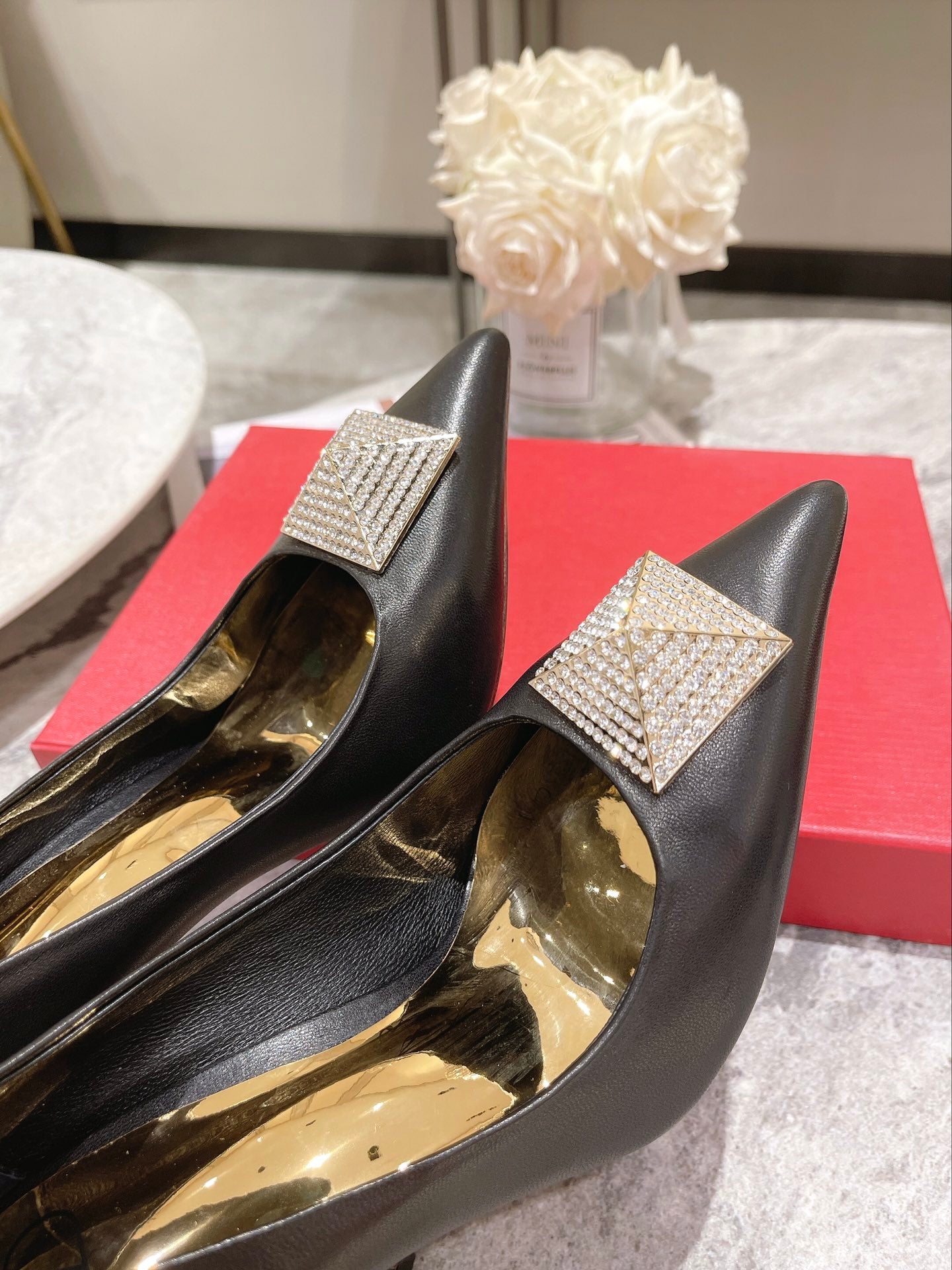 Z1WVL263 Popular sandals High heels