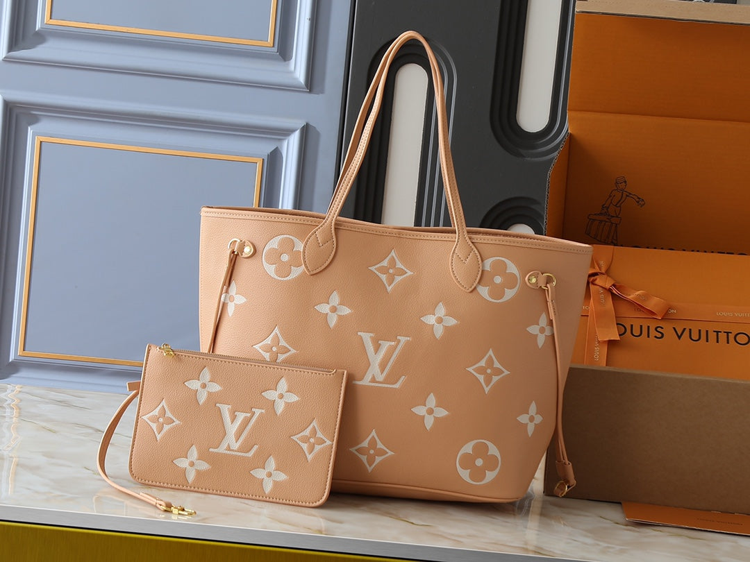 B1P46E92 Popular leather bag
