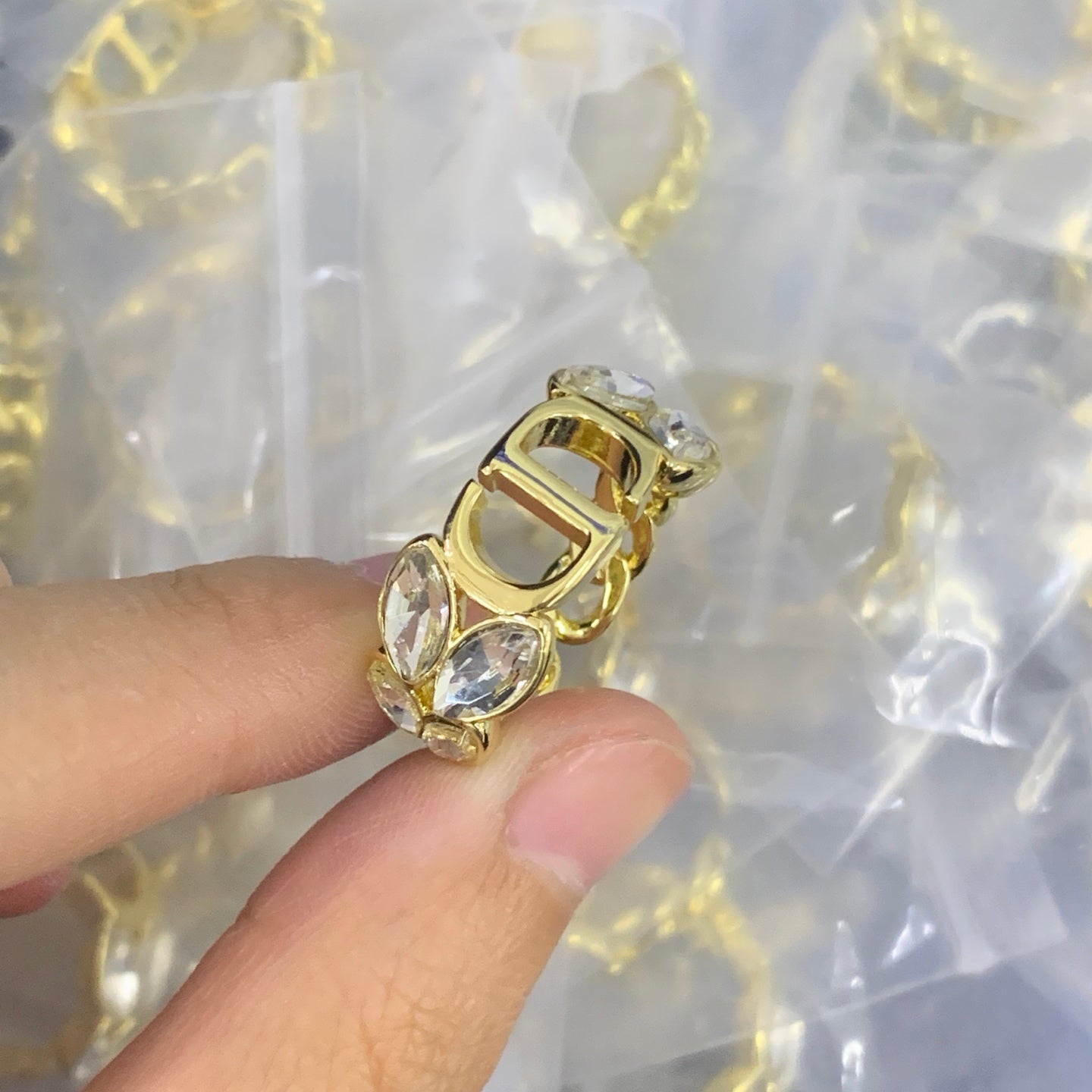 X1Q75D16J  Popular   Rings