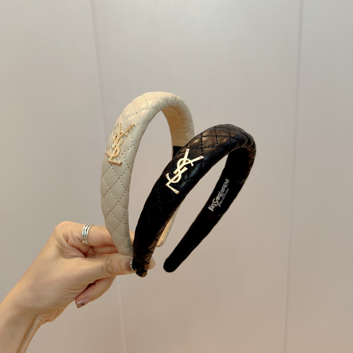 F1R65SL43  Popular hair ornament