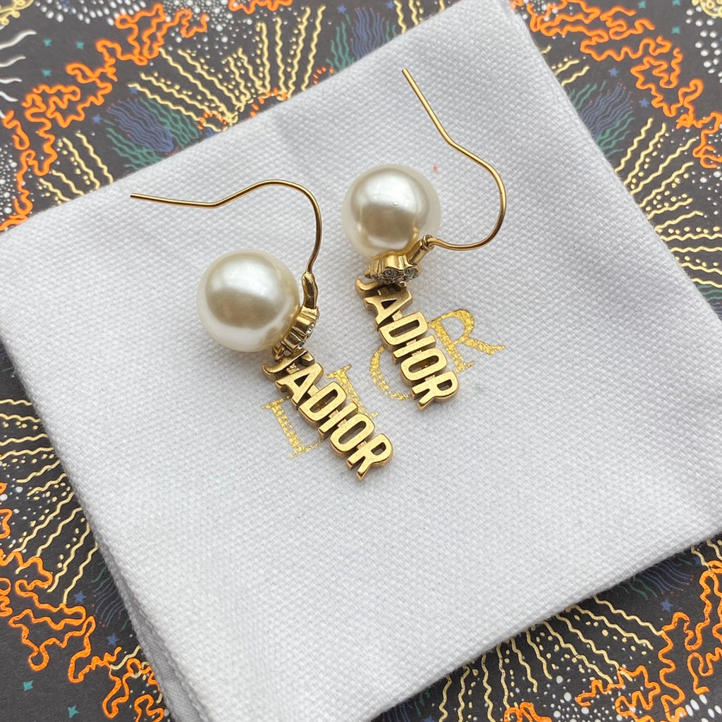 X1Y83D186E Popular  Earrings