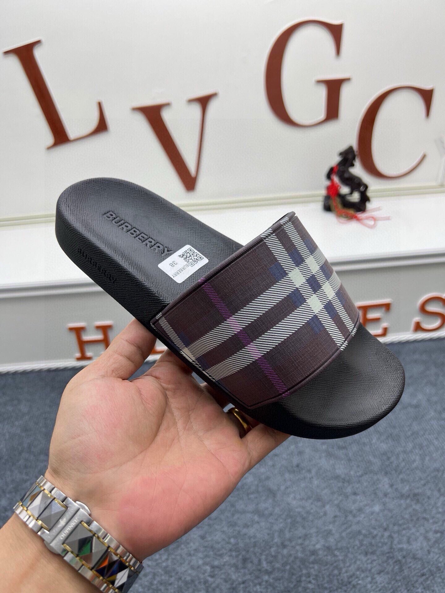Z5Z35R253 Popular Slippers