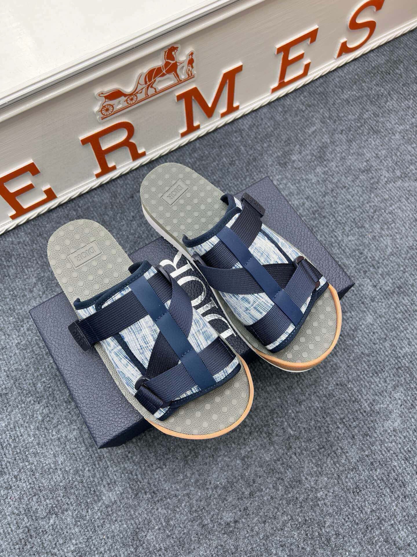 Z5Z35D305 Popular Slippers