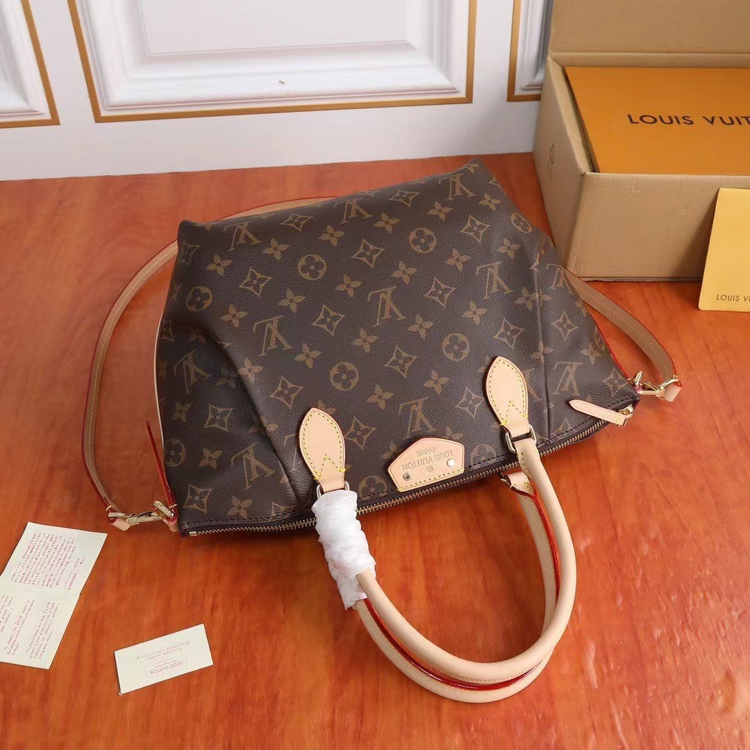 B12X44E351 Popular leather bag 