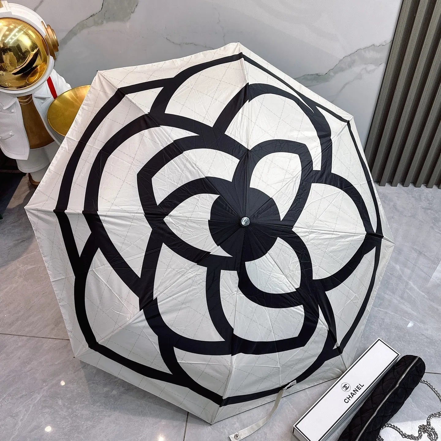 J1R85C41 Popular UV resistant umbrella