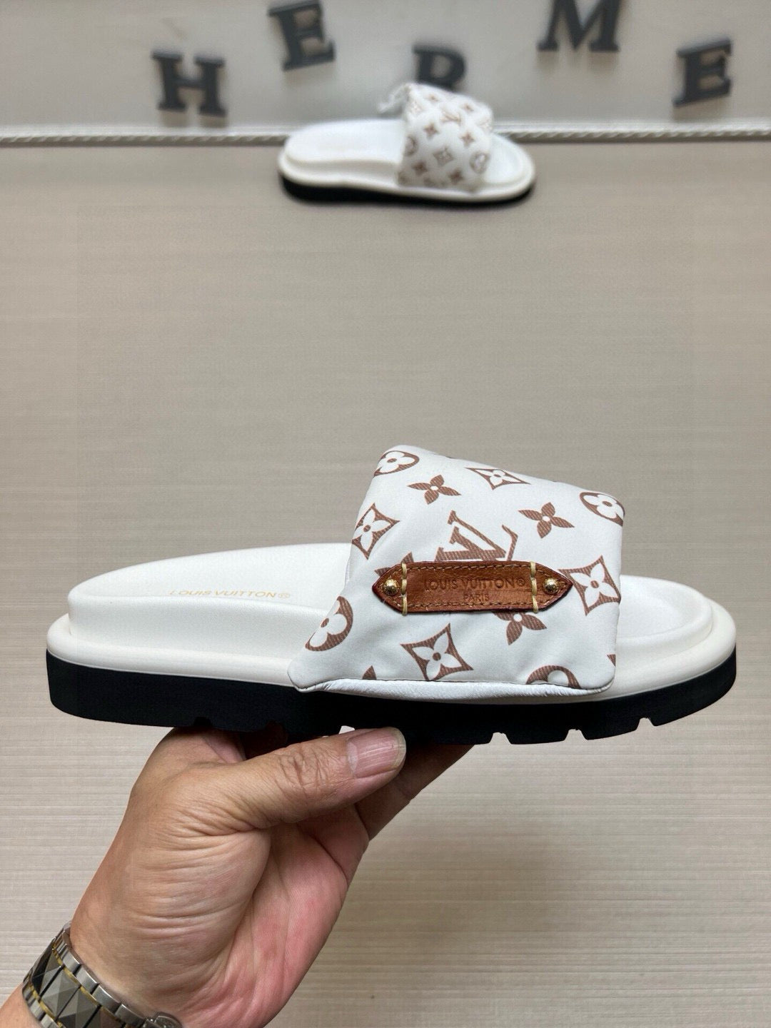Z5QE9 Popular Slippers