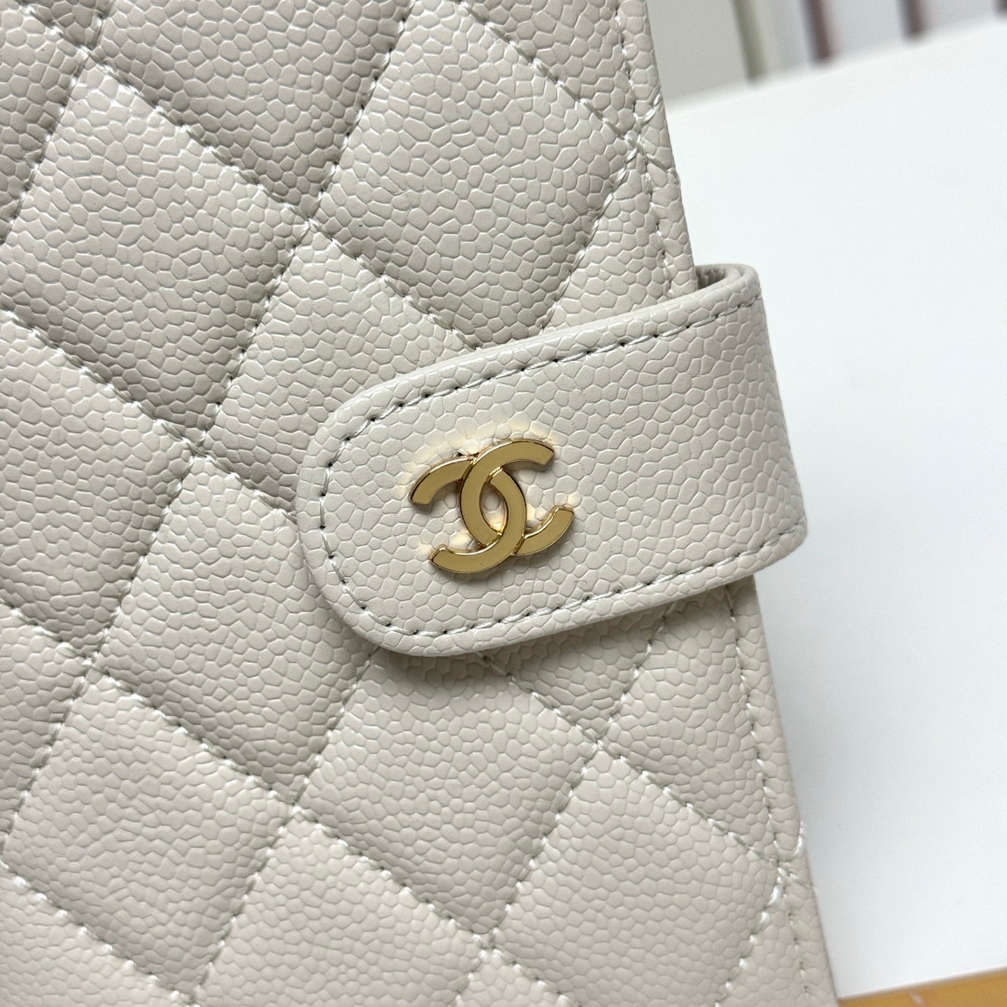 B1P36C126 Popular leather bag