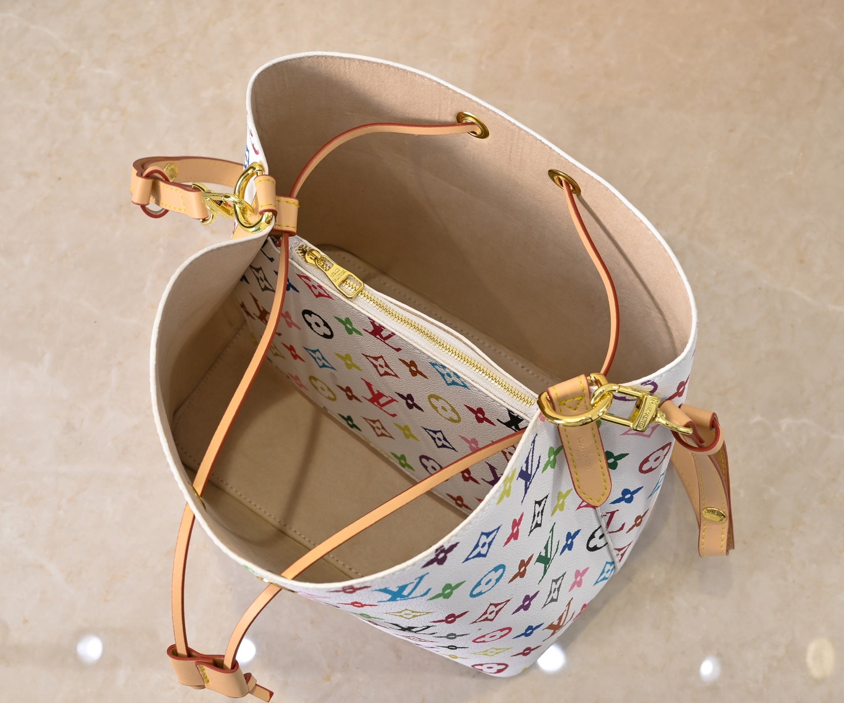 B1N55E36 Popular   leather bag