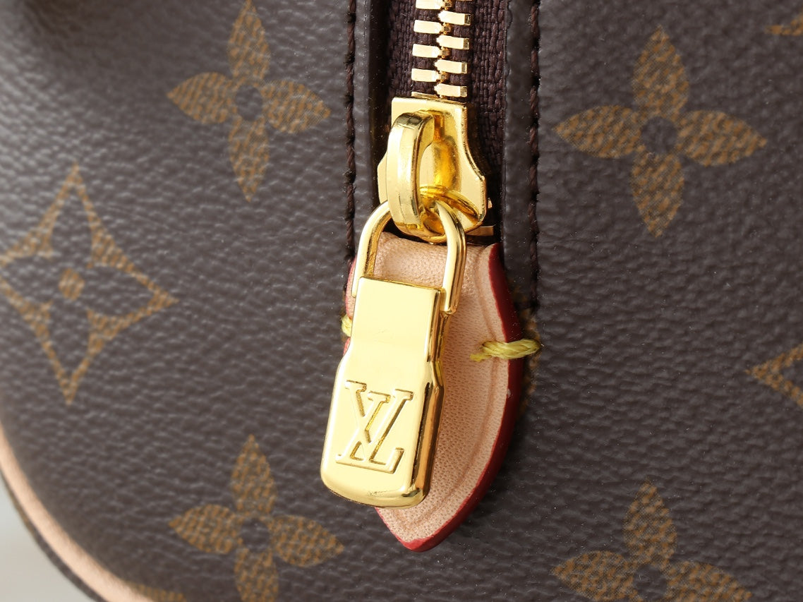 B1R15E69  Popular   leather bag