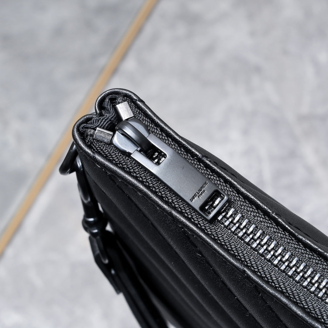 B1X56SL28 Popular leather bag